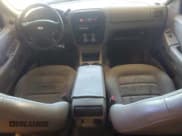 ✅ 2002 Ford Explorer XLS • VIN: 1FMZU62E02ZB38106 • Лот: 55985895. Опубликован ранее на Copart с пробегом 197 168 миль. Бесплатный доступ к архиву аукционных продаж из США и подробный отчёт об истории автомобиля на DreamBid. Изображение 8.