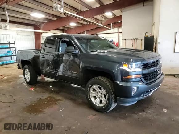 ✅ 2018 Chevrolet Silverado 1500 LT • VIN: 1GCVKREC5JZ112975 • Lot: 69280575. Wystawiony na Copart z przebiegiem 141 381 mil. Bezpłatny archiwum sprzedaży aukcyjnych z USA i szczegółowy raport historii pojazdu na DreamBid. Zdjęcie 13.