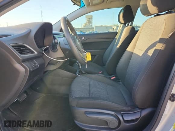 ✅ 2019 Hyundai Accent SE • VIN: 3KPC24A30KE084628 • Лот: 91120995. Опубликован ранее на Copart с пробегом 54 156 миль. Бесплатный доступ к архиву аукционных продаж из США и подробный отчёт об истории автомобиля на DreamBid. Изображение 7.