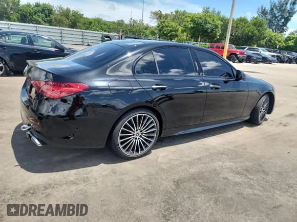 ✅ 2023 Mercedes-Benz C 300 • VIN: W1KAF4GB6PR102738 • Лот: 68072215. Опубликован ранее на Copart с пробегом 31 358 миль. Бесплатный доступ к архиву аукционных продаж из США и подробный отчёт об истории автомобиля на DreamBid. Изображение 3.