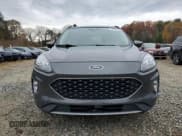 ✅ 2020 Ford Escape Titanium • VIN: 1FMCU9J96LUC26717 • Lot: 91635135. Wystawiony na Copart z przebiegiem 145 232 mil. Bezpłatny archiwum sprzedaży aukcyjnych z USA i szczegółowy raport historii pojazdu na DreamBid. Zdjęcie 5.