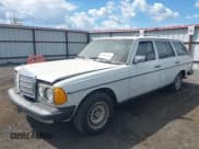 ✅ 1980 Mercedes-Benz 240 • VIN: WDB12319012016266 • Lot: 42305258. Listed on IAAI with 289,708 mi. Free auction sales archive from the USA and detailed vehicle history report at DreamBid. Image 2.