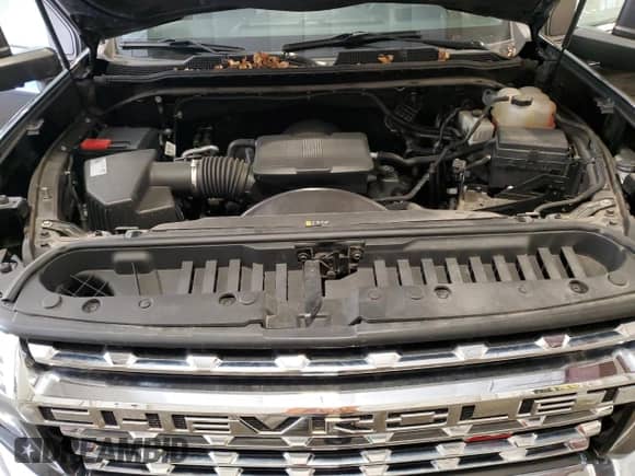 2020 Chevrolet Silverado 3500HD LTZ with VIN 1GC4YUE75LF153725, listed as a Copart auction lot 89548235 with 33,241 mi miles and Salvage title. Bid and sale history available at DreamBid. Image 11.