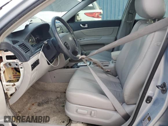 ✅ 2008 Hyundai Sonata SE • VIN: 5NPEU46C68H346958 • Лот: 77487924. Опубликован ранее на Copart с пробегом Не указан. Бесплатный доступ к архиву аукционных продаж из США и подробный отчёт об истории автомобиля на DreamBid. Изображение 7.