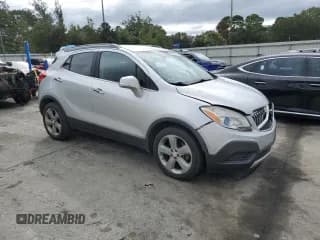 ✅ 2015 Buick Encore • VIN: KL4CJASBXFB198026 • Lot: 90265435. Wystawiony na Copart z przebiegiem 90 811 mil. Bezpłatny archiwum sprzedaży aukcyjnych z USA i szczegółowy raport historii pojazdu na DreamBid. Zdjęcie 4.