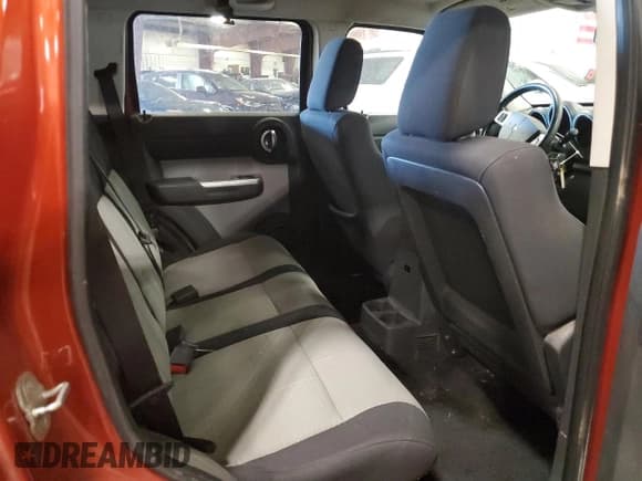 ✅ 2007 Dodge Nitro SLT • VIN: 1D8GU58K37W557144 • Lot: 90971195. Wystawiony na Copart z przebiegiem 242 538 mil. Bezpłatny archiwum sprzedaży aukcyjnych z USA i szczegółowy raport historii pojazdu na DreamBid. Zdjęcie 11.