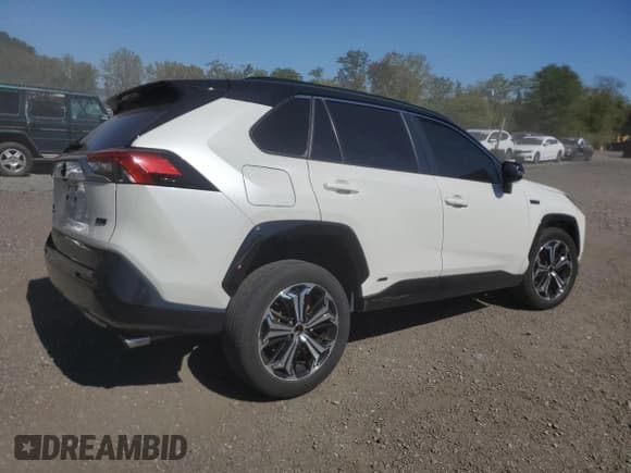 ✅ 2021 Toyota RAV4 XSE • VIN: JTMFB3FV1MD053636 • Lot: 80703685. Listed on Copart with 34,913 mi. Free auction sales archive from the USA and detailed vehicle history report at DreamBid. Image 3.