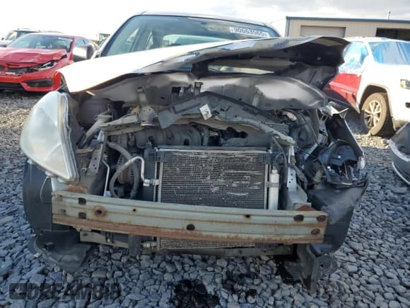 ✅ 2014 Nissan Versa SV • VIN: 3N1CN7AP9EL856073 • Lot: 90663565. Listed on Copart with 153,847 mi. Free auction sales archive from the USA and detailed vehicle history report at DreamBid. Image 5.