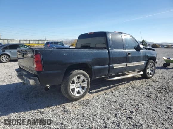 ✅ 2004 Chevrolet Silverado 1500 Z71 • VIN: 1GCEK19V54E183165 • Лот: 87418395. Опубликован ранее на Copart с пробегом 277 040 миль. Бесплатный доступ к архиву аукционных продаж из США и подробный отчёт об истории автомобиля на DreamBid. Изображение 3.