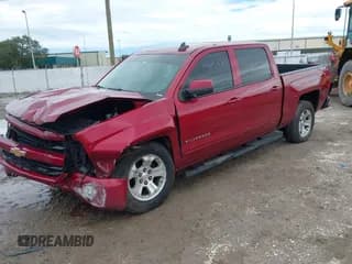 ✅ 2018 Chevrolet Silverado 1500 LT • VIN: 3GCUKREC1JG500944 • Lot: 43052801. Wystawiony na IAAI z przebiegiem 112 445 mil. Bezpłatny archiwum sprzedaży aukcyjnych z USA i szczegółowy raport historii pojazdu na DreamBid. Zdjęcie 2.