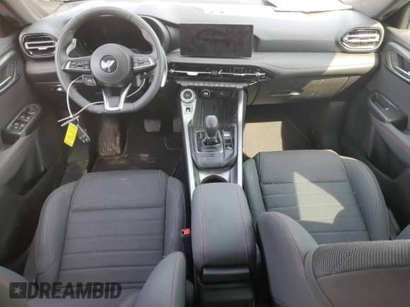 2024 Dodge Hornet R/T z VIN ZACPDFCW9R3A33079, wystawiony jako Copart lot #60761575 z przebiegiem Nie podano mil oraz Nie do naprawy • Non repairable. Historia ofert i sprzedaży dostępna na DreamBid. Obrazek 10.