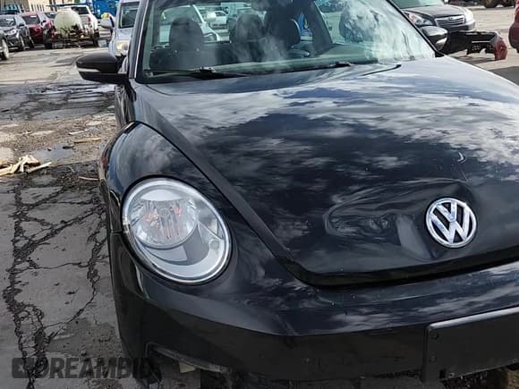 ✅ 2014 Volkswagen Beetle 1.8T • VIN: 3VWJ07AT8EM660665 • Lot: 80188155. Listed on Copart with 163,144 mi. Free auction sales archive from the USA and detailed vehicle history report at DreamBid. Image 14.