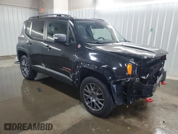 ✅ 2016 Jeep Renegade Trailhawk • VIN: ZACCJBCT5GPC89294 • Lot: 92689335. Listed on Copart with 75,105 mi. Free auction sales archive from the USA and detailed vehicle history report at DreamBid. Image 4.