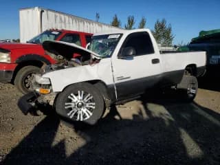 ✅ 2001 Chevrolet Silverado 2500HD LS • VIN: 1GCHK23U01F199623 • Lot: 85271075. Wystawiony na Copart z przebiegiem Nie podano. Bezpłatny archiwum sprzedaży aukcyjnych z USA i szczegółowy raport historii pojazdu na DreamBid. Zdjęcie 1.