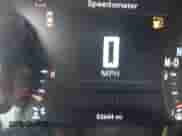 2018 Dodge Challenger R/T z VIN 2C3CDZBT0JH300572, wystawiony jako IAAI lot #43104545 z przebiegiem 83 644 mil mil oraz . Historia ofert i sprzedaży dostępna na DreamBid. Obrazek 15.