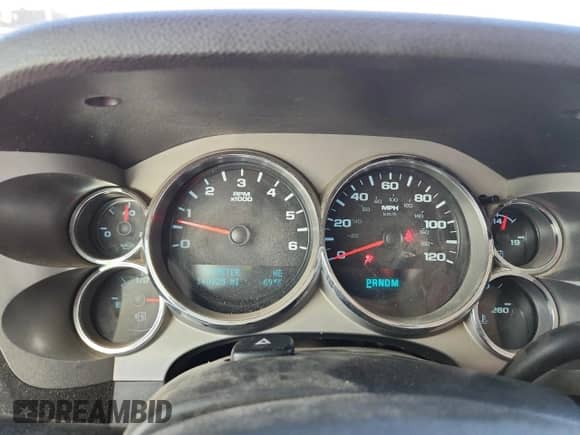 2013 Chevrolet Silverado 1500 LT z VIN 3GCPKSE7XDG287472, wystawiony jako Copart lot #81815095 z przebiegiem 140 925 mil mil oraz Szkoda całkowita • Salvage title. Historia ofert i sprzedaży dostępna na DreamBid. Obrazek 9.