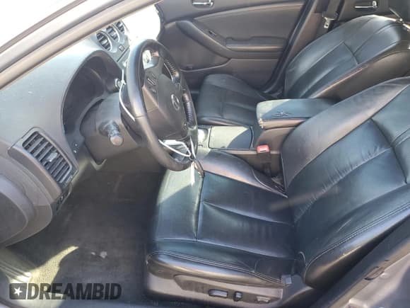 ✅ 2011 Nissan Altima SR • VIN: 1N4BL2APXBC184118 • Lot: 90691365. Wystawiony na Copart z przebiegiem 287 550 mil. Bezpłatny archiwum sprzedaży aukcyjnych z USA i szczegółowy raport historii pojazdu na DreamBid. Zdjęcie 7.