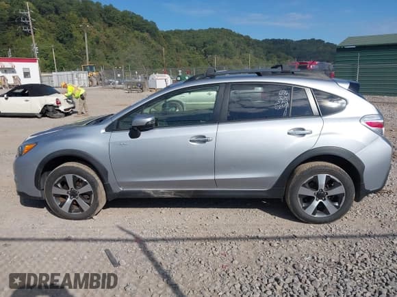 ✅ 2015 Subaru Crosstrek Touring • VIN: JF2GPBPC1FH216151 • Lot: 43126621. Wystawiony na IAAI z przebiegiem 127 362 mil. Bezpłatny archiwum sprzedaży aukcyjnych z USA i szczegółowy raport historii pojazdu na DreamBid. Zdjęcie 14.