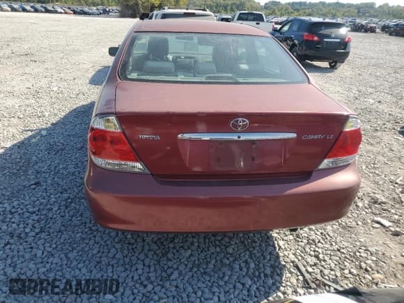 ✅ 2006 Toyota Camry LE • VIN: 4T1BE32K96U119043 • Лот: 86707055. Опубликован ранее на Copart с пробегом 250 933 миль. Бесплатный доступ к архиву аукционных продаж из США и подробный отчёт об истории автомобиля на DreamBid. Изображение 6.