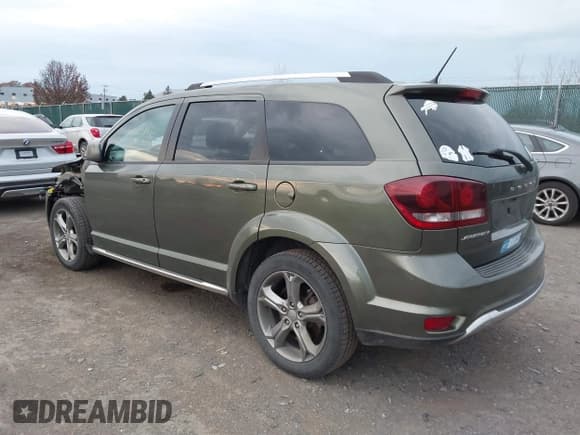 ✅ 2017 Dodge Journey Crossroad Plus • VIN: 3C4PDCGB2HT545305 • Лот: 41790184. Опубликован ранее на IAAI с пробегом 136 388 миль. Бесплатный доступ к архиву аукционных продаж из США и подробный отчёт об истории автомобиля на DreamBid. Изображение 3.