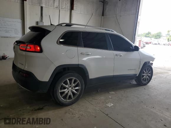 ✅ 2017 Jeep Cherokee Limited • VIN: 1C4PJMDB7HD234882 • Lot: 64395415. Listed on Copart with 118,046 mi. Free auction sales archive from the USA and detailed vehicle history report at DreamBid. Image 3.