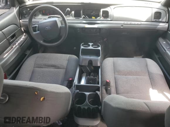 ✅ 2010 Ford Police Interceptor • VIN: 2FABP7BV2AX141201 • Lot: 57223595. Listed on Copart with Not provided. Free auction sales archive from the USA and detailed vehicle history report at DreamBid. Image 8.