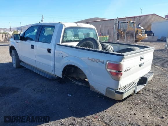 ✅ 2012 Ford F-150 Lariat • VIN: 1FTFW1EF7CFC81422 • Лот: 43562025. Опубликован ранее на IAAI с пробегом 281 455 миль. Бесплатный доступ к архиву аукционных продаж из США и подробный отчёт об истории автомобиля на DreamBid. Изображение 3.