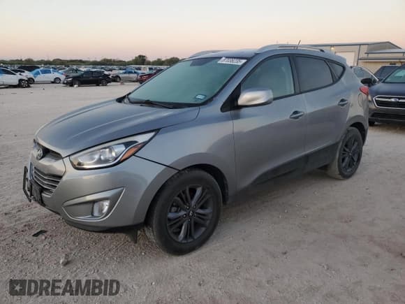 ✅ 2015 Hyundai Tucson SE • VIN: KM8JU3AG0FU090639 • Lot: 87036235. Listed on Copart with 70,319 mi. Free auction sales archive from the USA and detailed vehicle history report at DreamBid. Image 1.