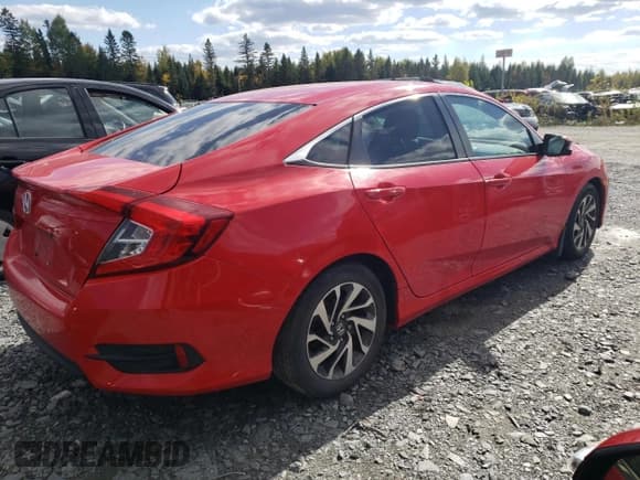 ✅ 2018 Honda Civic EX • VIN: 2HGFC2F82JH024146 • Лот: 84205395. Опубликован ранее на Copart с пробегом 68 066 миль. Бесплатный доступ к архиву аукционных продаж из США и подробный отчёт об истории автомобиля на DreamBid. Изображение 3.