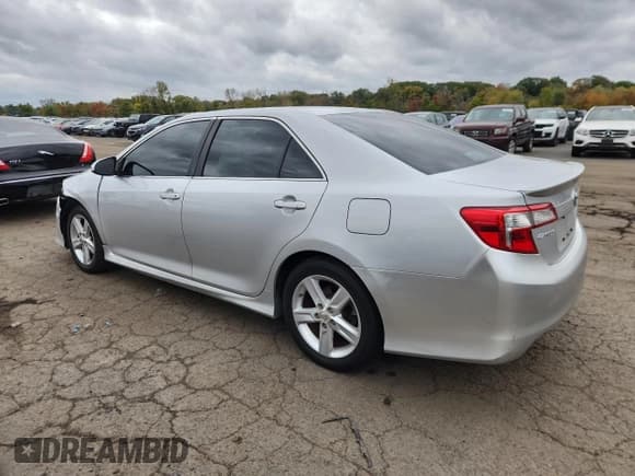 ✅ 2012 Toyota Camry LE • VIN: 4T1BF1FK8CU612056 • Lot: 82143635. Listed on Copart with 126,074 mi. Free auction sales archive from the USA and detailed vehicle history report at DreamBid. Image 2.