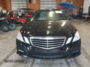 ✅ 2013 Mercedes-Benz E 350 Luxury • VIN: WDDHF5KB5DA693053 • Lot: 42940087. Wystawiony na IAAI z przebiegiem 156 970 mil. Bezpłatny archiwum sprzedaży aukcyjnych z USA i szczegółowy raport historii pojazdu na DreamBid. Zdjęcie 6.