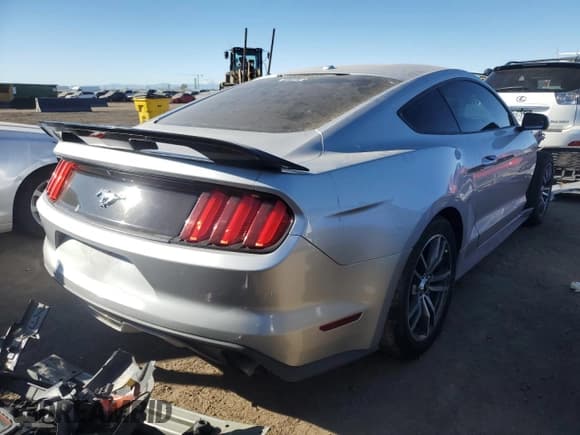 ✅ 2016 Ford Mustang EcoBoost • VIN: 1FA6P8TH8G5280808 • Lot: 88363015. Listed on Copart with 148,824 mi. Free auction sales archive from the USA and detailed vehicle history report at DreamBid. Image 3.