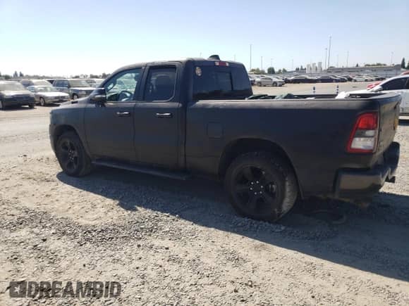2022 Ram 1500 Big Horn с VIN 1C6SRFBTXNN131415, выставлен на аукционе Copart как лот 91452495 с пробегом 55 404 миль миль и На запчасти • Non repairable. История ставок и продаж доступна на DreamBid. Изображение 2.