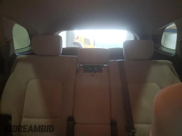 ✅ 2017 Hyundai Santa Fe SE • VIN: KM8SMDHF5HU217105 • Lot: 81822215. Listed on Copart with 118,935 mi. Free auction sales archive from the USA and detailed vehicle history report at DreamBid. Image 10.