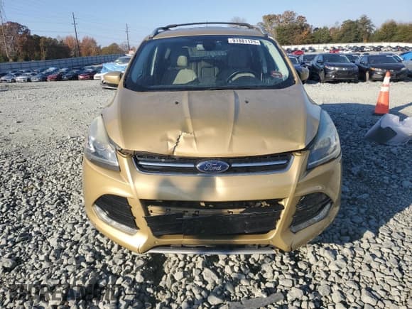 ✅ 2015 Ford Escape Titanium • VIN: 1FMCU0J94FUA28413 • Lot: 91881125. Listed on Copart with 132,622 mi. Free auction sales archive from the USA and detailed vehicle history report at DreamBid. Image 5.