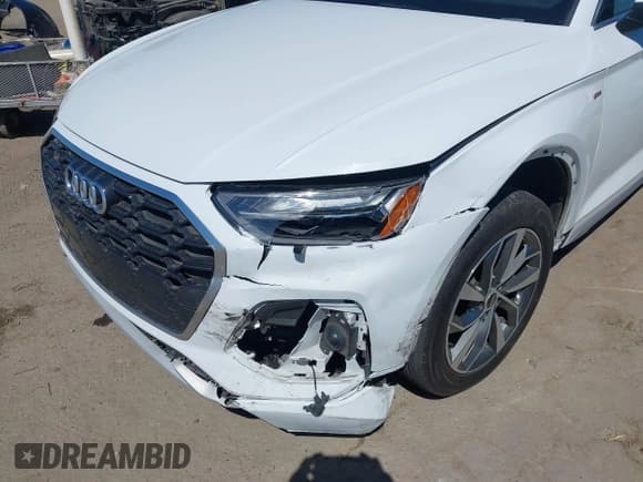 ✅ 2022 Audi Q5 S line Premium • VIN: WA1GAAFY0N2101561 • Lot: 43143467. Listed on IAAI with 59,859 mi. Free auction sales archive from the USA and detailed vehicle history report at DreamBid. Image 6.