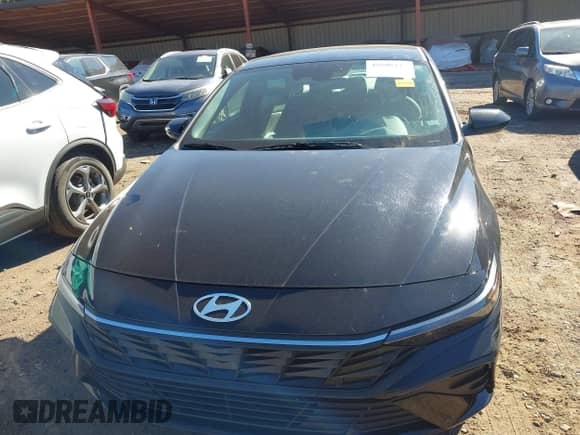 2024 Hyundai Elantra SEL with VIN KMHLM4DGXRU744383, listed as a IAAI auction lot 43606113 with 39,129 mi miles and . Bid and sale history available at DreamBid. Image 12.