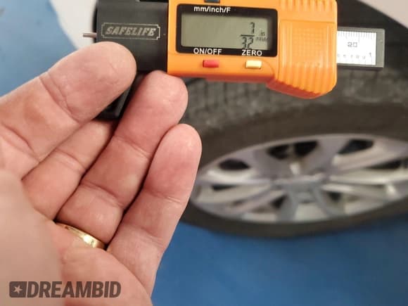 ✅ 2021 Chevrolet Equinox LT • VIN: 3GNAXJEV8MS121066 • Лот: 42141823. Опубликован ранее на IAAI с пробегом 33 279 миль. Бесплатный доступ к архиву аукционных продаж из США и подробный отчёт об истории автомобиля на DreamBid. Изображение 1.