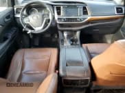 ✅ 2017 Toyota Highlander Hybrid Limited • VIN: 5TDDGRFH2HS021729 • Lot: 82463695. Listed on Copart with Not provided. Free auction sales archive from the USA and detailed vehicle history report at DreamBid. Image 8.