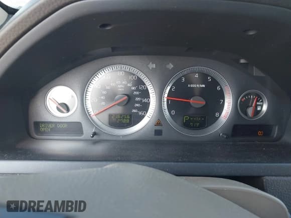 ✅ 2008 Volvo XC90 V8 • VIN: YV4CZ852781456012 • Lot: 42909041. Listed on IAAI with 216,256 mi. Free auction sales archive from the USA and detailed vehicle history report at DreamBid. Image 7.