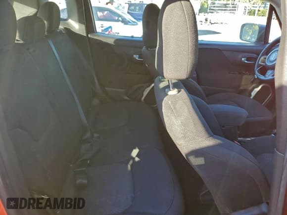 ✅ 2017 Jeep Renegade Sport • VIN: ZACCJAAB6HPF88556 • Lot: 94334485. Wystawiony na Copart z przebiegiem 87 120 mil. Bezpłatny archiwum sprzedaży aukcyjnych z USA i szczegółowy raport historii pojazdu na DreamBid. Zdjęcie 10.