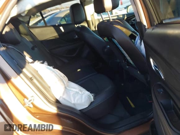 ✅ 2016 Buick Encore • VIN: KL4CJESB5GB634208 • Lot: 43660942. Wystawiony na IAAI z przebiegiem 78 273 mil. Bezpłatny archiwum sprzedaży aukcyjnych z USA i szczegółowy raport historii pojazdu na DreamBid. Zdjęcie 8.