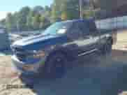 2019 Ram 1500 Tradesman z VIN 1C6RR6FTXKS515121, wystawiony jako IAAI lot #43425831 z przebiegiem 133 890 mil mil oraz . Historia ofert i sprzedaży dostępna na DreamBid. Obrazek 18.