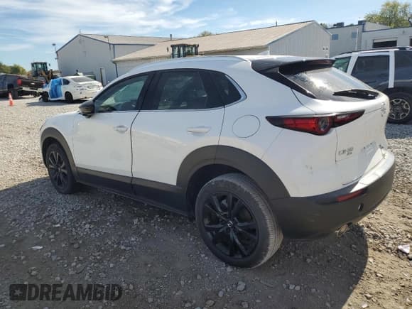 ✅ 2024 Mazda CX-30 Premium • VIN: 3MVDMBDY8RM617818 • Лот: 87295895. Опубликован ранее на Copart с пробегом Не указан. Бесплатный доступ к архиву аукционных продаж из США и подробный отчёт об истории автомобиля на DreamBid. Изображение 2.
