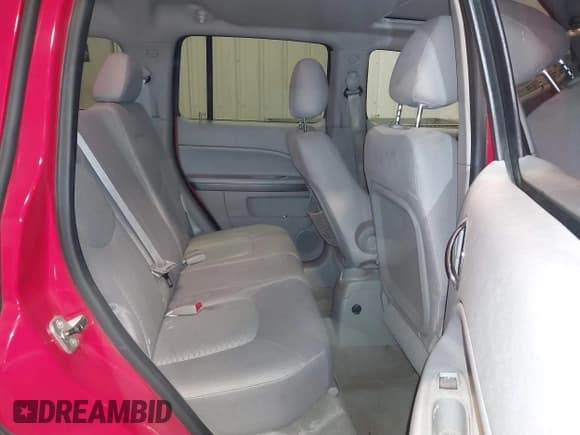 ✅ 2009 Chevrolet HHR 2LT • VIN: 3GNCA53V69S606320 • Lot: 41406196. Listed on IAAI with 145,401 mi. Free auction sales archive from the USA and detailed vehicle history report at DreamBid. Image 8.