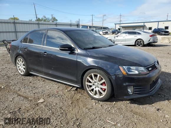 ✅ 2014 Volkswagen Jetta GLI • VIN: 3VW5T7AJ2EM293902 • Lot: 81765285. Listed on Copart with 116,458 mi. Free auction sales archive from the USA and detailed vehicle history report at DreamBid. Image 4.