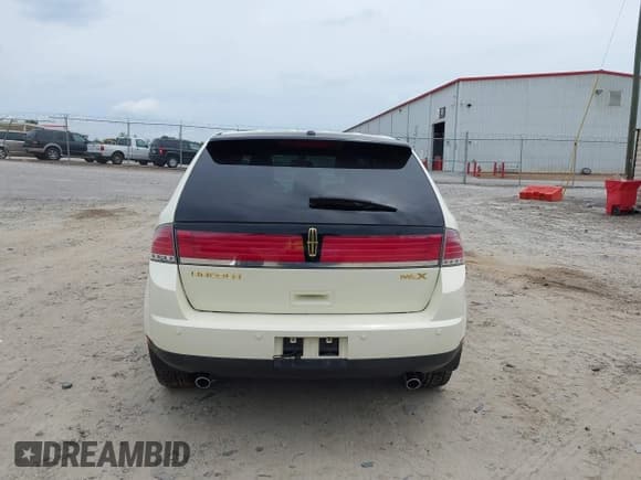 ✅ 2007 Lincoln MKX • VIN: 2LMDU68C47BJ39466 • Lot: 42267193. Listed on IAAI with 128,777 mi. Free auction sales archive from the USA and detailed vehicle history report at DreamBid. Image 17.