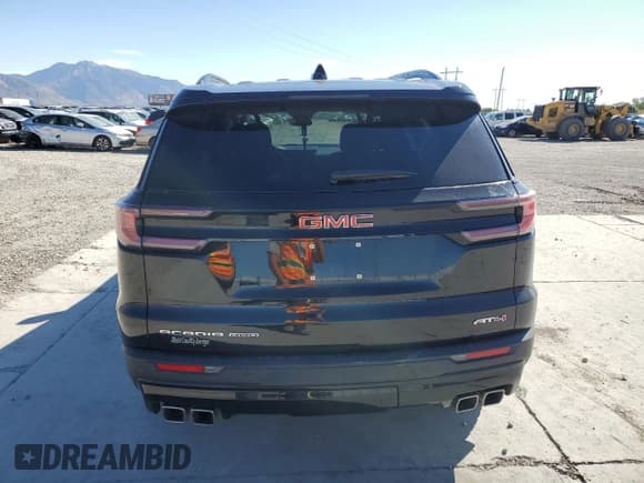 ✅ 2024 GMC Acadia AWD AT4 • VIN: 1GKENPKS4RJ173336 • Lot: 85859575. Wystawiony na Copart z przebiegiem 15 820 mil. Bezpłatny archiwum sprzedaży aukcyjnych z USA i szczegółowy raport historii pojazdu na DreamBid. Zdjęcie 6.