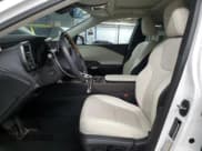 ✅ 2024 Lexus RX 350h Luxury • VIN: 2T2BBMCA4RC041034 • Lot: 60200635. Wystawiony na Copart z przebiegiem Nie podano. Bezpłatny archiwum sprzedaży aukcyjnych z USA i szczegółowy raport historii pojazdu na DreamBid. Zdjęcie 7.