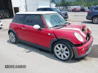 ✅ 2002 MINI Hardtop S • VIN: WMWRE33432TD56081 • Lot: 42949870. Wystawiony na IAAI z przebiegiem 78 866 mil. Bezpłatny archiwum sprzedaży aukcyjnych z USA i szczegółowy raport historii pojazdu na DreamBid. Zdjęcie 1.